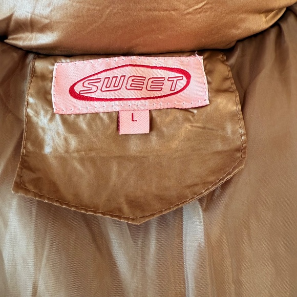 Y2K Brown Puffer Jacket with Faux Fur hood - Picture 12 of 13